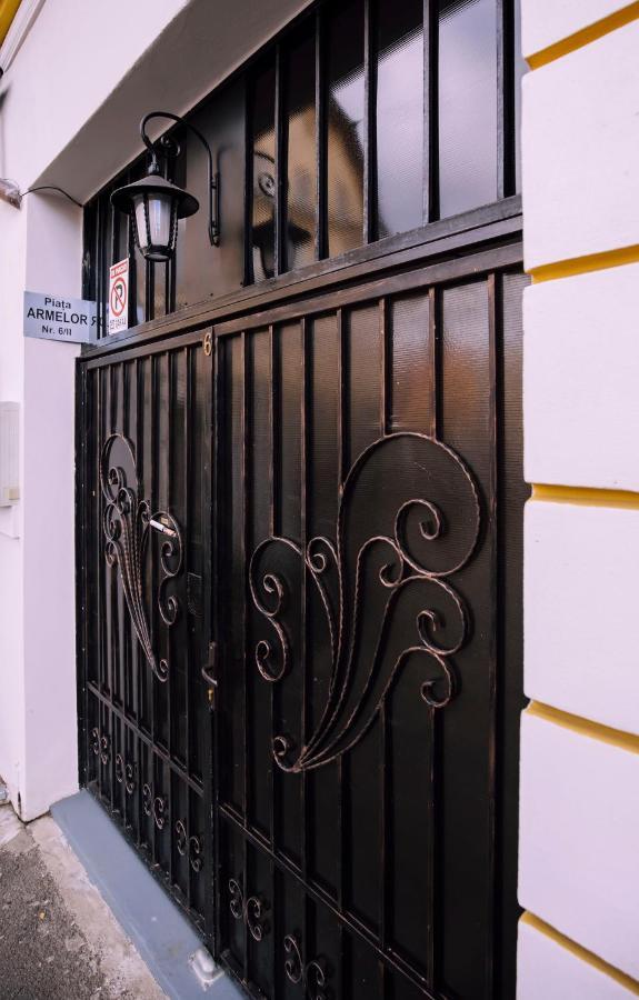 Mani Studio Сибиу Екстериор снимка