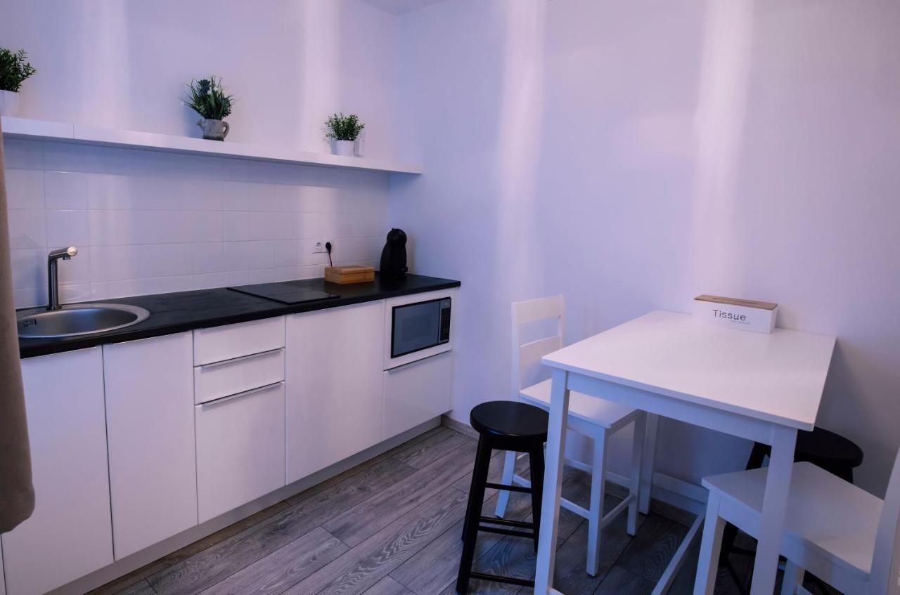 Mani Studio Сибиу Екстериор снимка