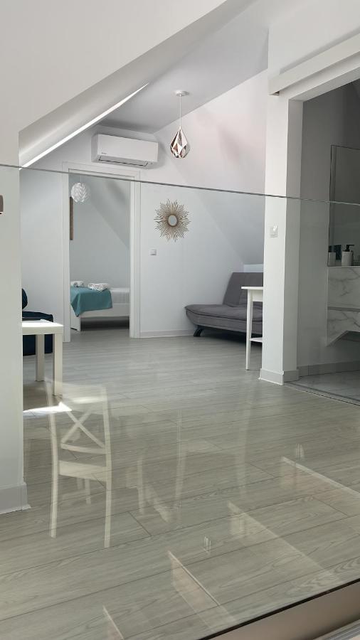 Mani Studio Сибиу Екстериор снимка